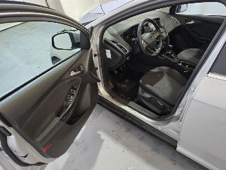 Ford Focus Wagon 1.0 Titanium picture 22