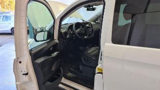 Mercedes Vito Tourer 116 BT Pro Lang 8-persoons picture 9