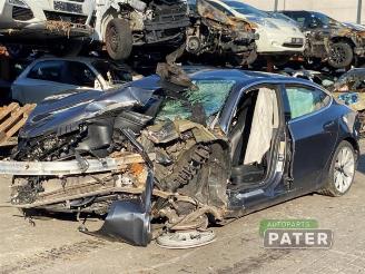 disassembly passenger cars Tesla Model 3 Model 3, Sedan, 2017 Long Range, Performance AWD 2019/6