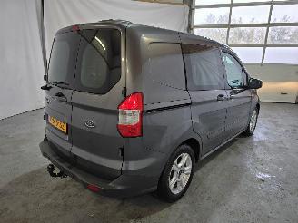 Ford Transit Courier Van 1.5TDCI Limited picture 7
