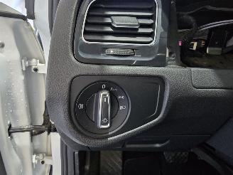 Volkswagen Golf E-Golf picture 23