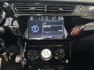 Citroën DS3 1.2 VTi So Chic picture 25