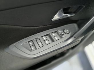 Peugeot 308 1.2 PT Act. Pack Bns picture 28