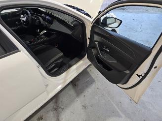 Peugeot 308 1.2 PT Act. Pack Bns picture 20