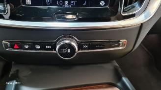 Volvo V-60 2.0 B3 Plus Dark picture 36