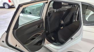 Hyundai I-20 1.0 T-GDI Comfort picture 17