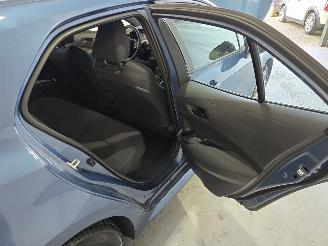 Toyota Corolla 1.8 Hybrid Comfort picture 21