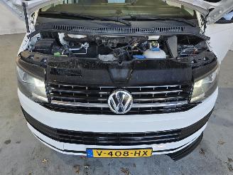 Volkswagen Transporter 2.0 TDI L2H1 Economy picture 15