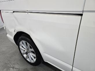 Volkswagen Transporter 2.0 TDI L2H1 Economy picture 10