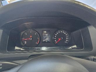 Volkswagen Transporter 2.0 TDI L2H1 Economy picture 24
