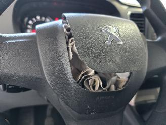 Peugeot Expert TRAVELLER 1.6 BlueHDi Bus Long picture 28