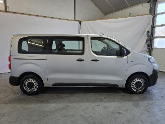 Peugeot Expert TRAVELLER 1.6 BlueHDi Bus Long picture 8
