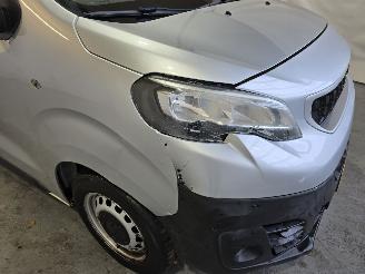 Peugeot Expert TRAVELLER 1.6 BlueHDi Bus Long picture 9