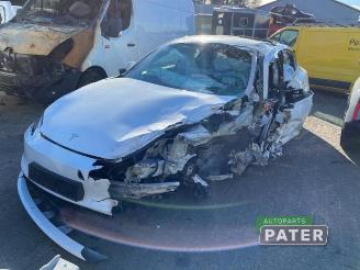  Tesla Model 3 Model 3, Sedan, 2017 RWD 60 kWh 2024/10