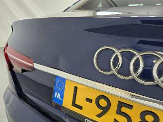 Audi A4 LIMOUSINE picture 12