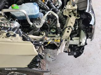 Suzuki Vitara 1.4 hynrid picture 12