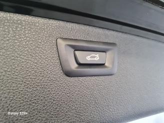 BMW 3-serie 318i Luxury Edition picture 16