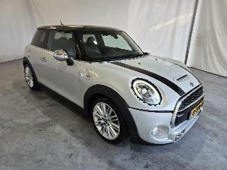 Schadeauto Mini Mini 2.0 Cooper S 2014/4