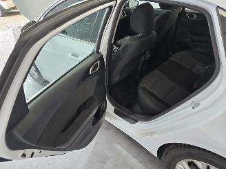 Kia Ceed 1.0 T-GDi DynamicLine picture 19