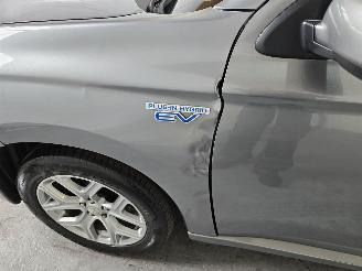 Mitsubishi Outlander 2.0 PHEV Instyle picture 12