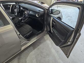 Toyota Auris Touring Sports 1.8 Hybrid Aspiration picture 19