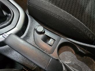 Peugeot 308 SW 1.6 THP Allure 7p picture 30