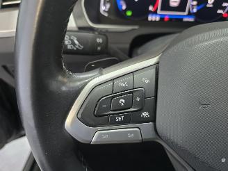 Volkswagen Passat Variant 2.0 TDI Business picture 28