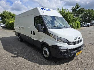 Schade bestelwagen Iveco Daily 35S16V 2.3 410 H3 2019/4