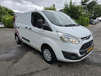skadebil bedrijf Ford Transit 310 2.2 TDCI L2H1 Ambiente 2015/10