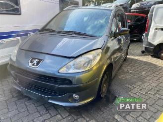 Uttjänta bilar auto Peugeot 1007 1007 (KM), Hatchback 3-drs, 2004 / 2011 1.4 2005/10