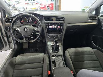 Volkswagen Golf Variant 1.6 TDI Comfortline Business picture 20