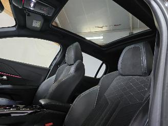 Peugeot 208 EV GT Pack 50kwh picture 34