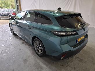 Peugeot 308 SW 1.2 PureTech Active Pack Business picture 5
