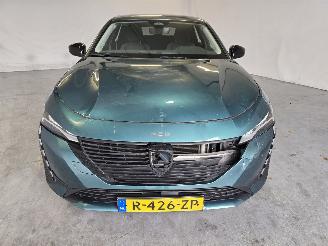 Peugeot 308 SW 1.2 PureTech Active Pack Business picture 2