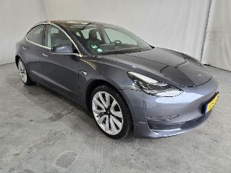 Vaurioauto  passenger cars Tesla Model 3 Long Range AWD 75kWh 2019/9