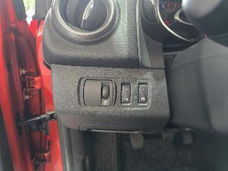 Renault Clio 0.9 TCe Limited picture 26