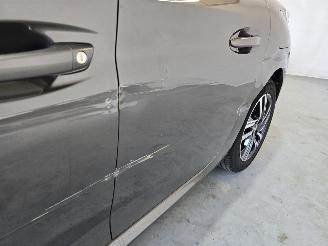 Peugeot 208 1.2 PureTech Allure Pack picture 11