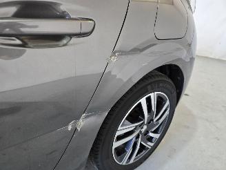 Peugeot 208 1.2 PureTech Allure Pack picture 12