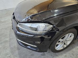 Volkswagen Golf 1.6 TDI Highline DSG picture 10