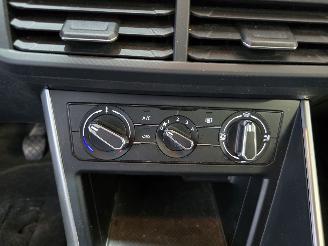 Volkswagen Polo 1.0 TSI Life picture 33