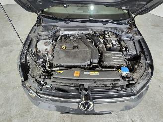 Volkswagen Golf 1.5 TSI Life Business picture 14