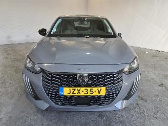 Peugeot 208 1.2 PureTech Blue Lease Allure picture 2