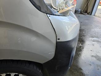 Peugeot Expert 226S 1.6 BlueHDI 115 Premium picture 11