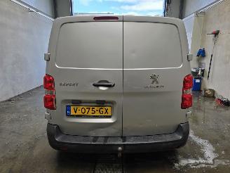 Peugeot Expert 226S 1.6 BlueHDI 115 Premium picture 6