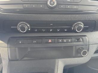 Peugeot Expert 226S 1.6 BlueHDI 115 Premium picture 38