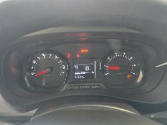 Toyota Proace Compact 1.6 D-4D Cool Comfort picture 23