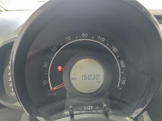 Toyota Aygo 1.0 VVT-i x-play picture 24