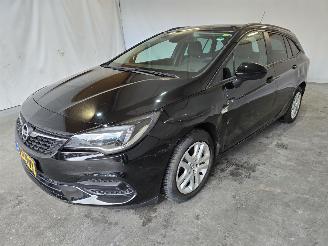 Opel Astra SPORTS TOURER picture 3