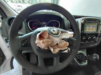 Renault Trafic 2.0 dCi 120 T29 L1H1 Luxe picture 29