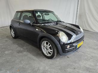 krockskadad bil auto Mini Mini 1.6 One Salt 2002/12